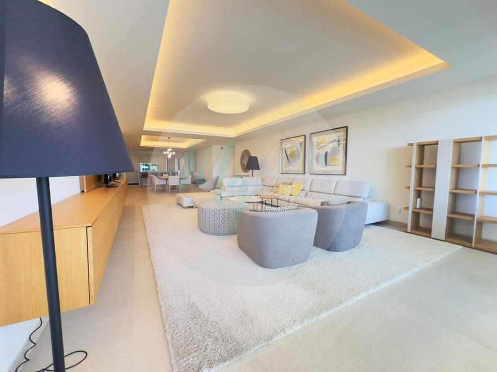 Middle floor in Estepona