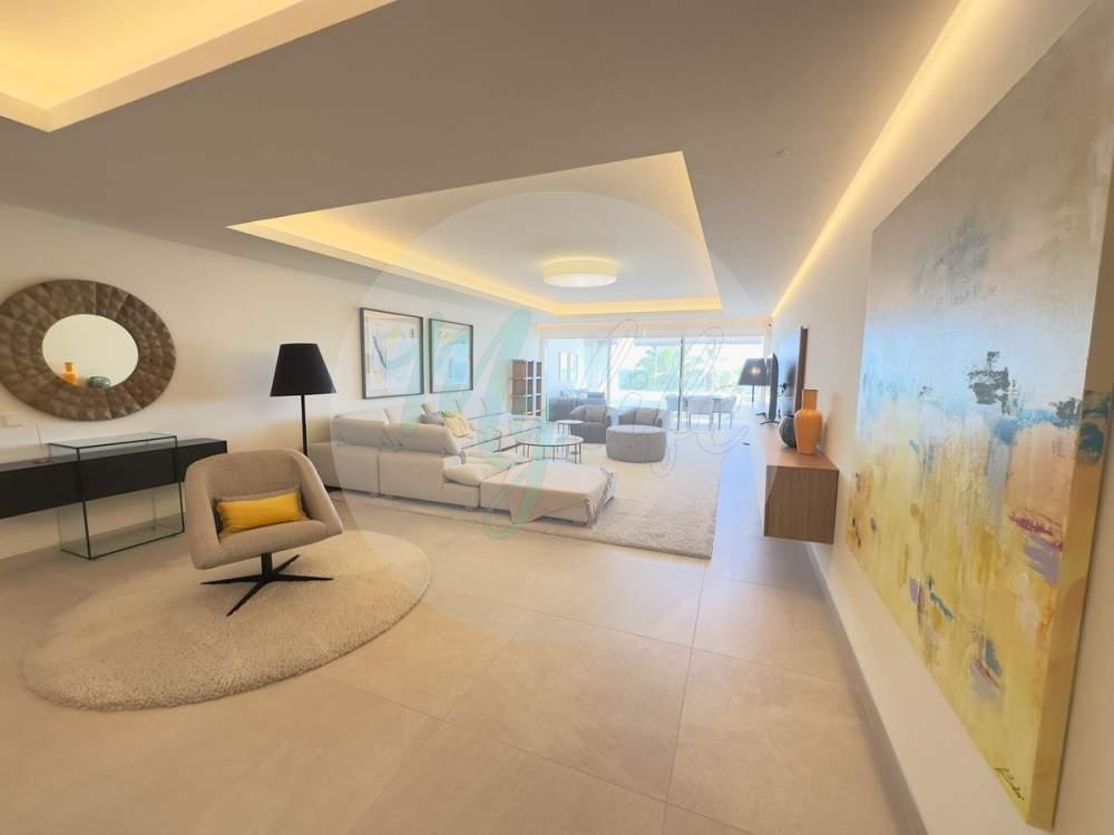 Middle floor in Estepona