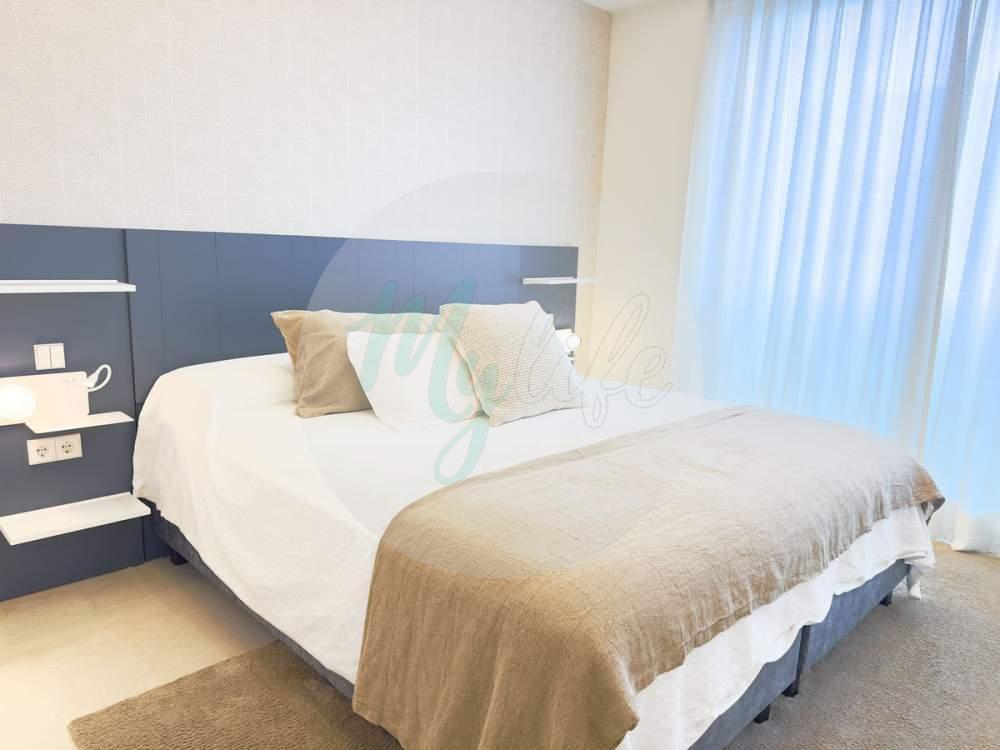 Middle floor in Estepona