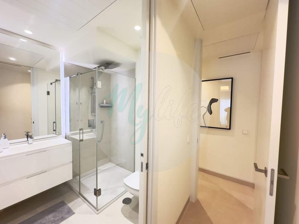 Middle floor in Estepona