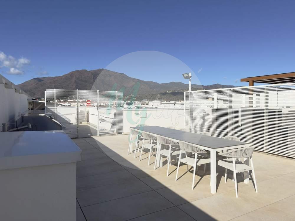 Middle floor in Estepona