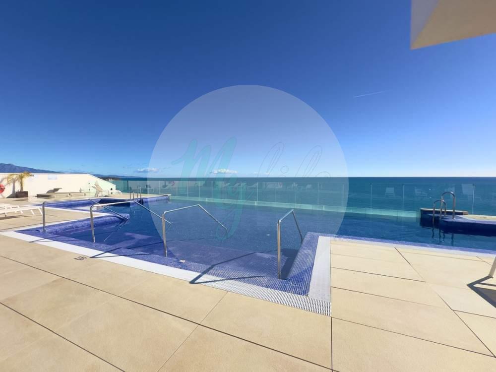 Middle floor in Estepona