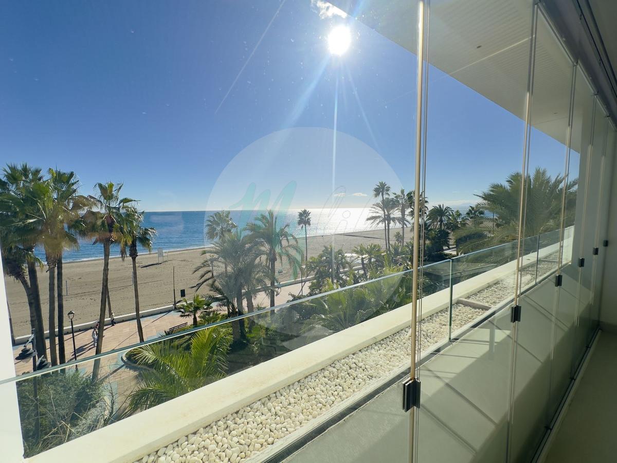 Middle floor in Estepona