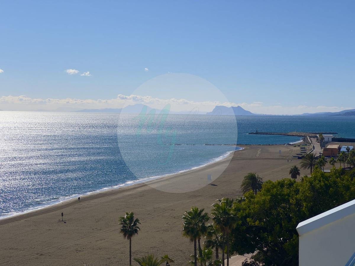 Middle floor in Estepona