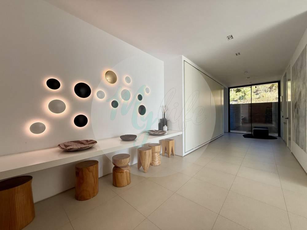 Wholesale & Distribution in Valtocado