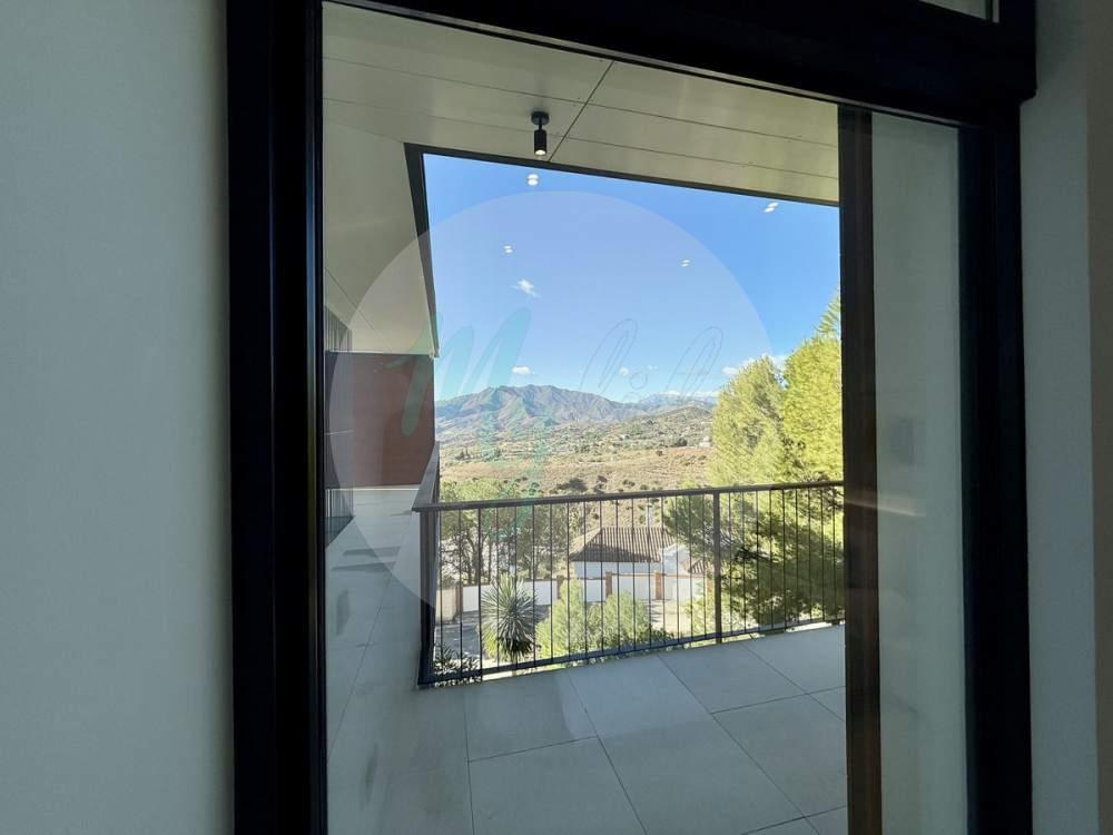 Wholesale & Distribution in Valtocado