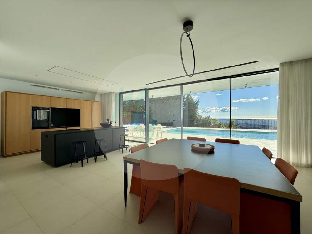 Wholesale & Distribution in Valtocado