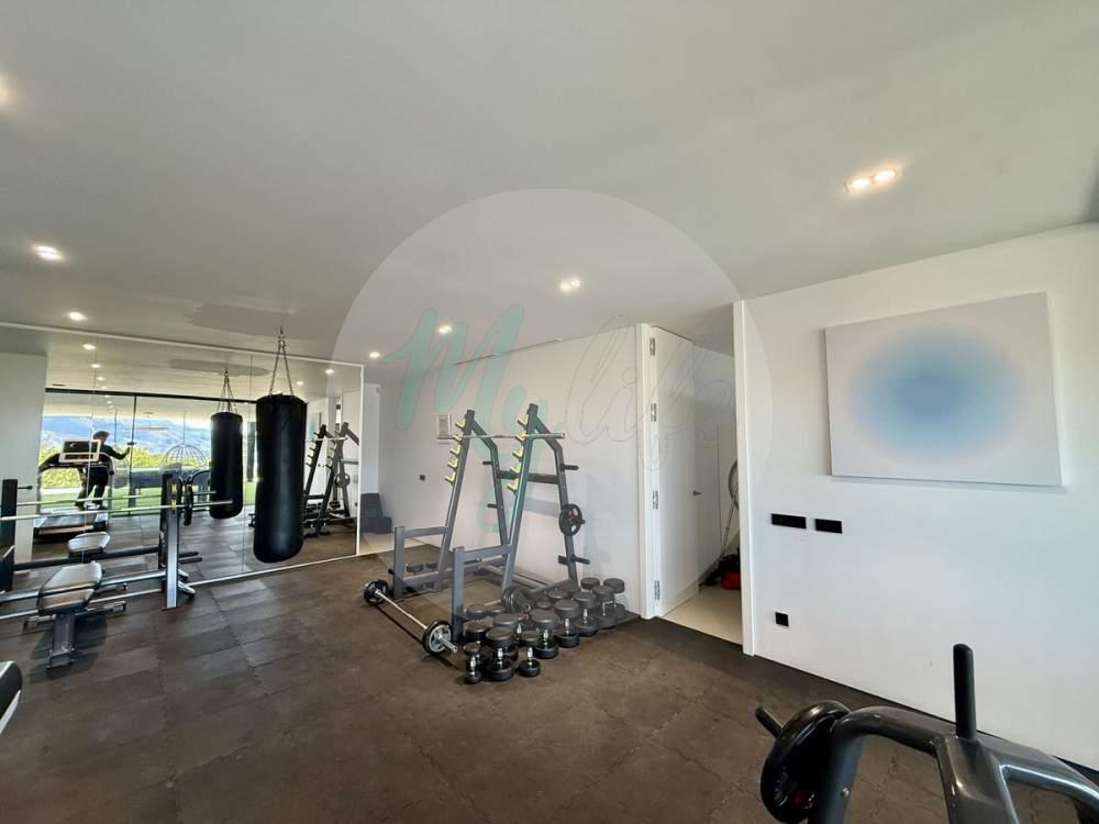 Wholesale & Distribution in Valtocado