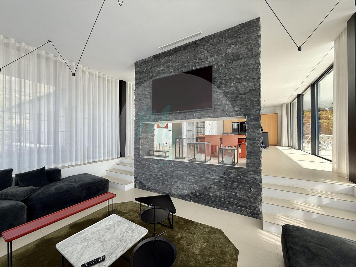 Wholesale & Distribution in Valtocado