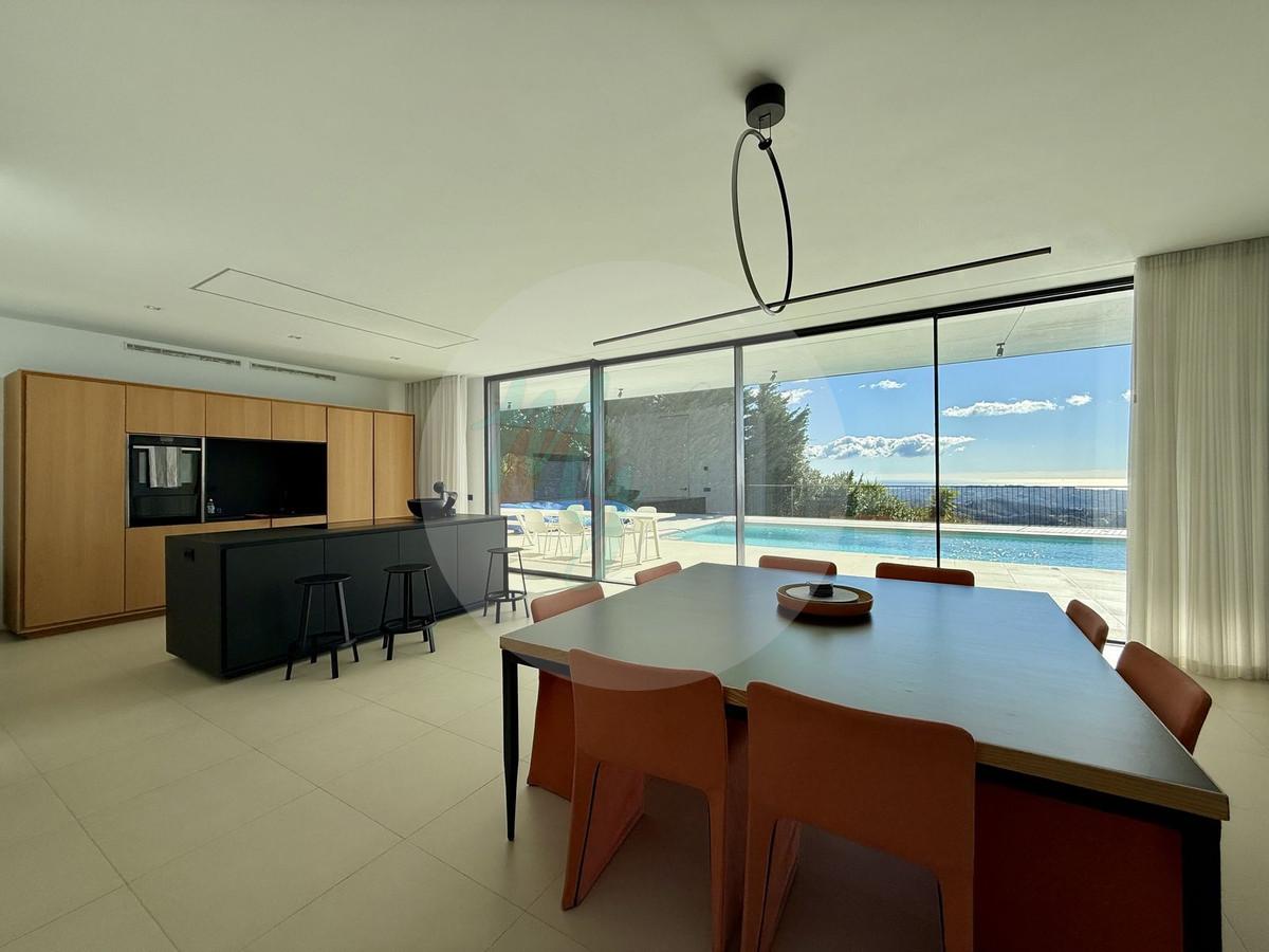 Wholesale & Distribution in Valtocado