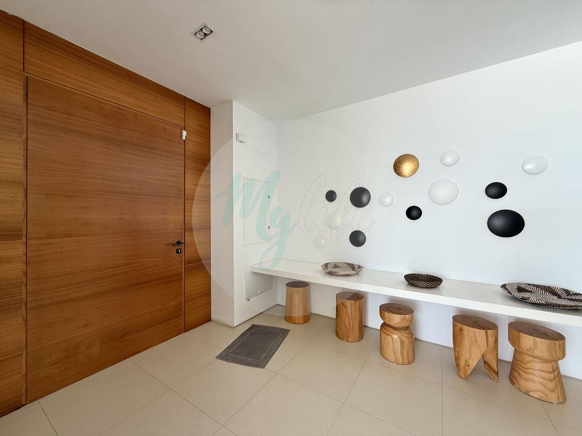 Wholesale & Distribution in Valtocado