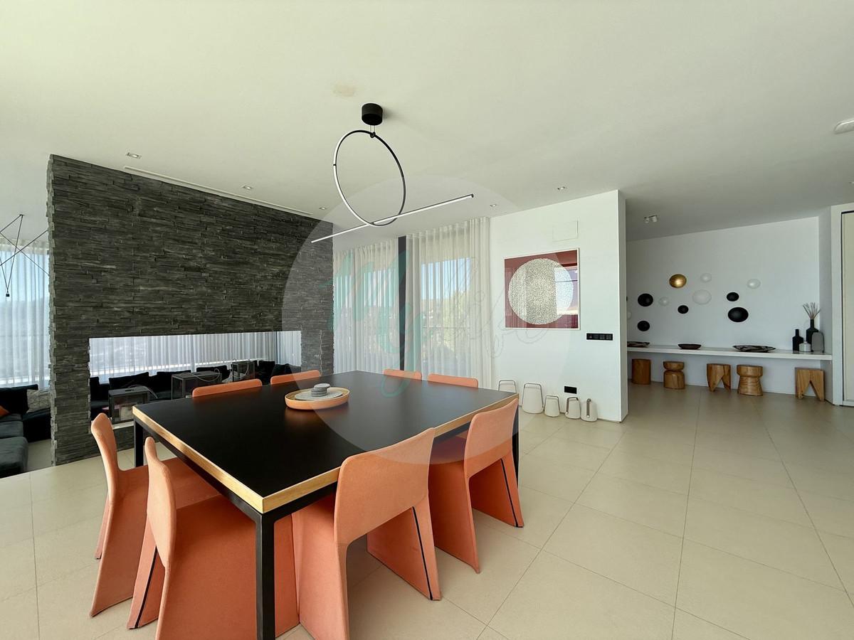 Wholesale & Distribution in Valtocado