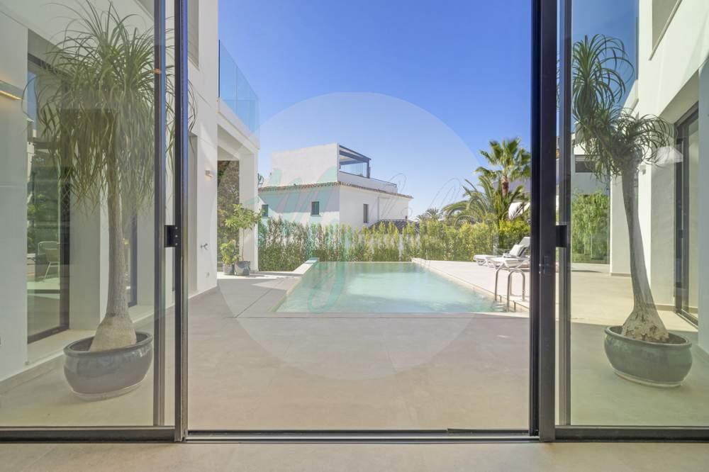 Wholesale & Distribution in Marbesa