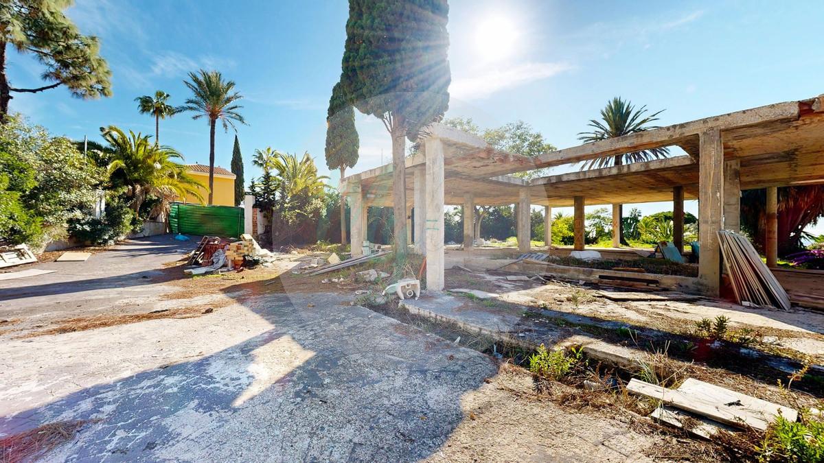 Single family home in Hacienda Las Chapas