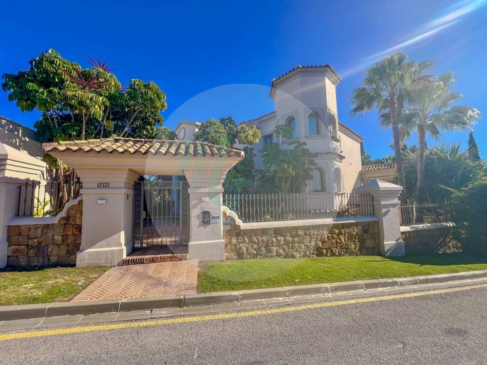 Wholesale & Distribution in Los Flamingos