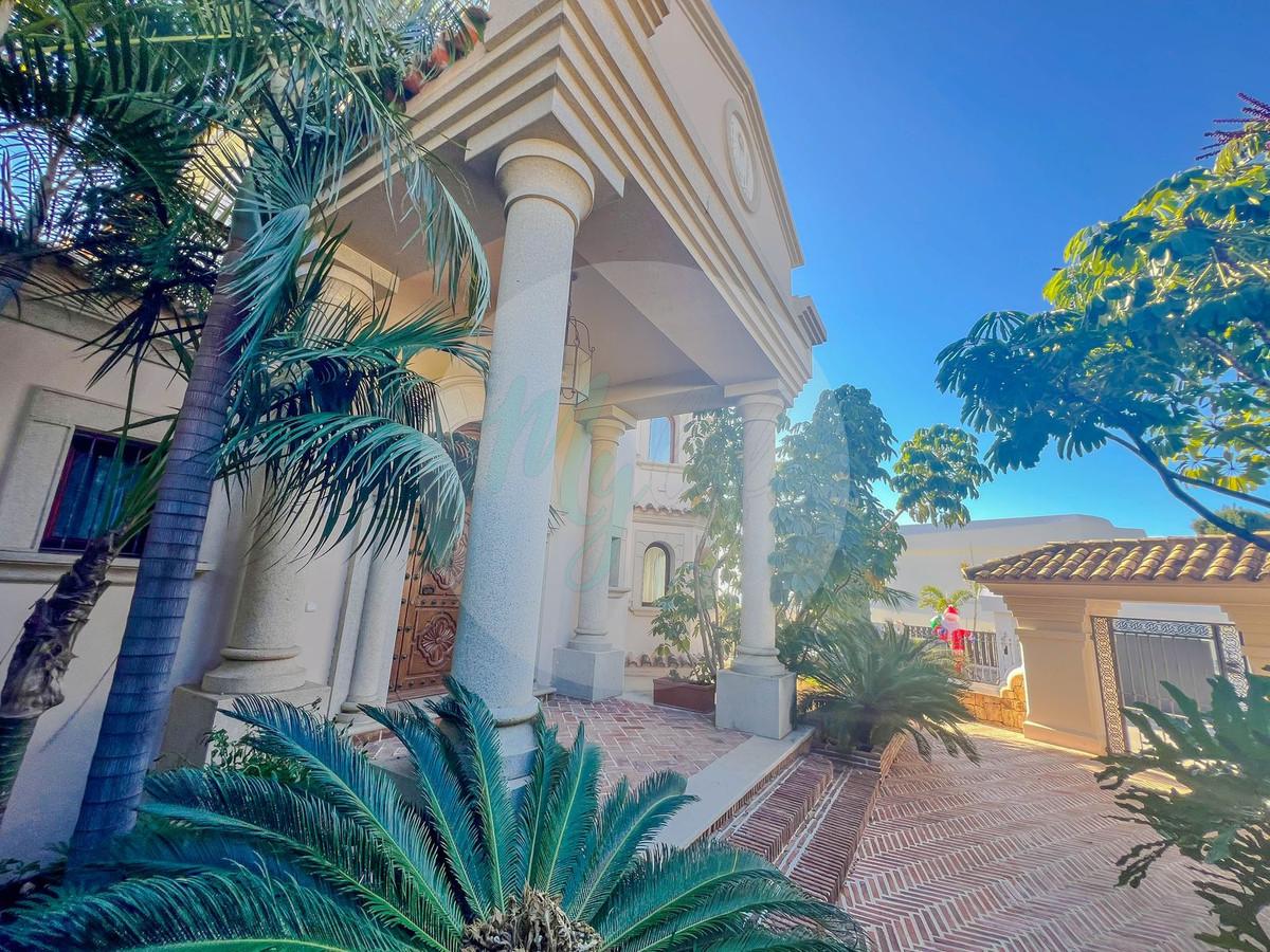 Wholesale & Distribution in Los Flamingos