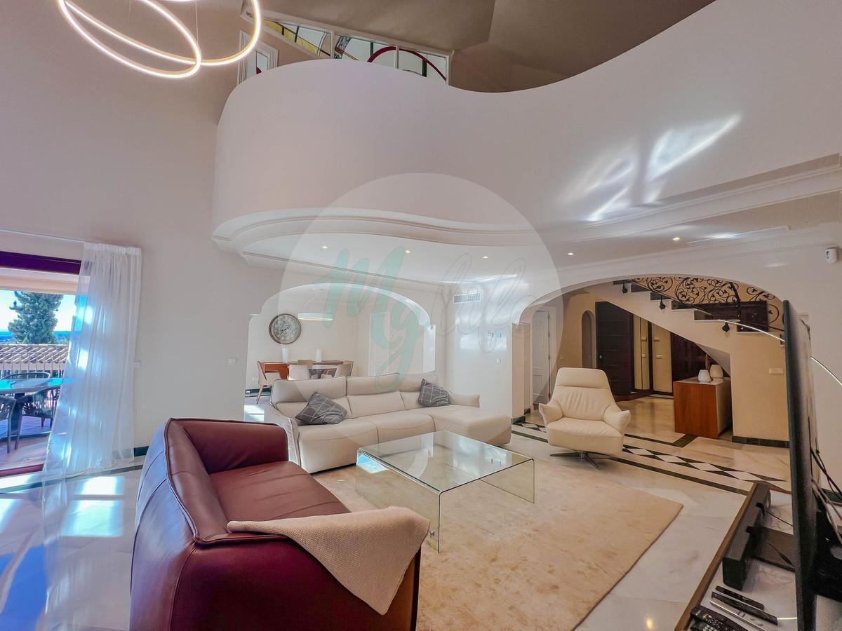 Wholesale & Distribution in Los Flamingos