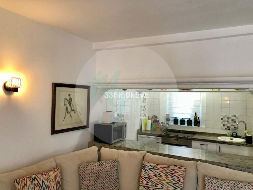 Media planta en Benahavís