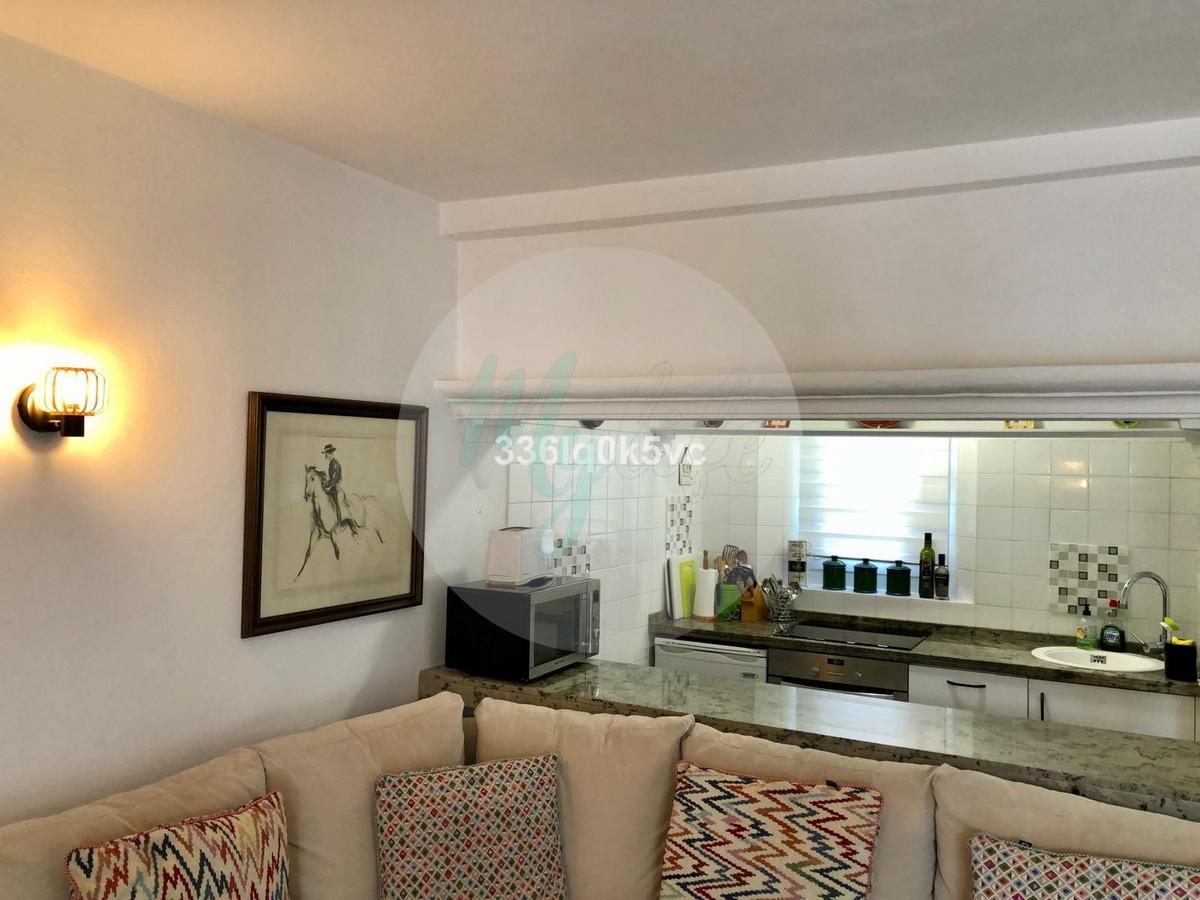 Media planta en Benahavís