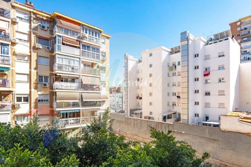 Planta baja en Huelin