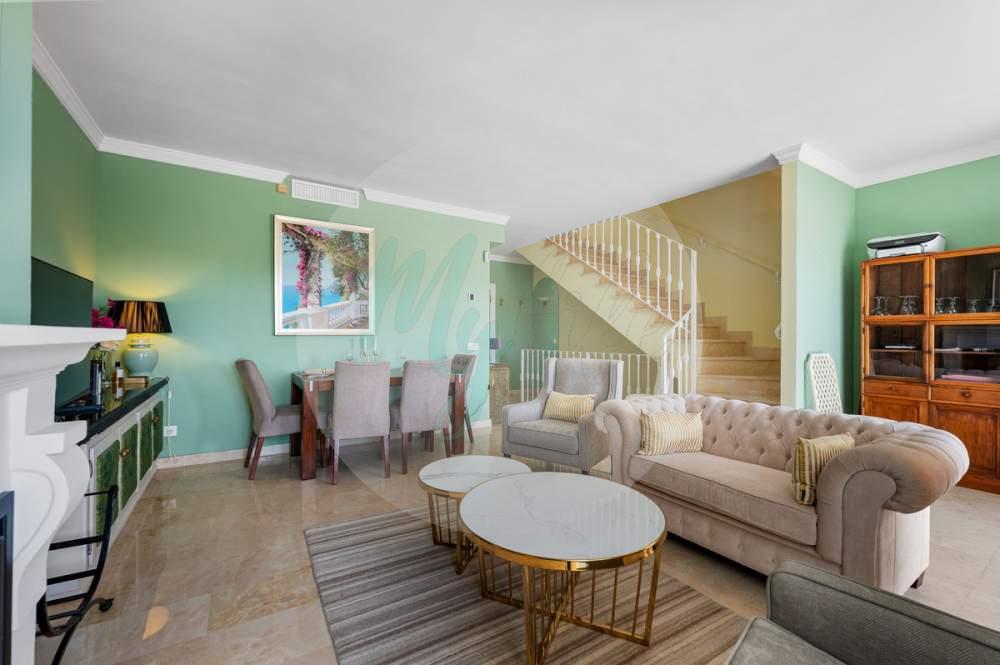 Adosado en Nueva Andalucía