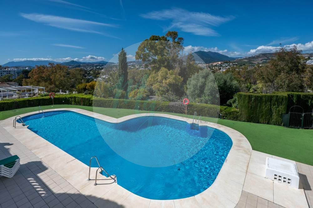 Adosado en Nueva Andalucía