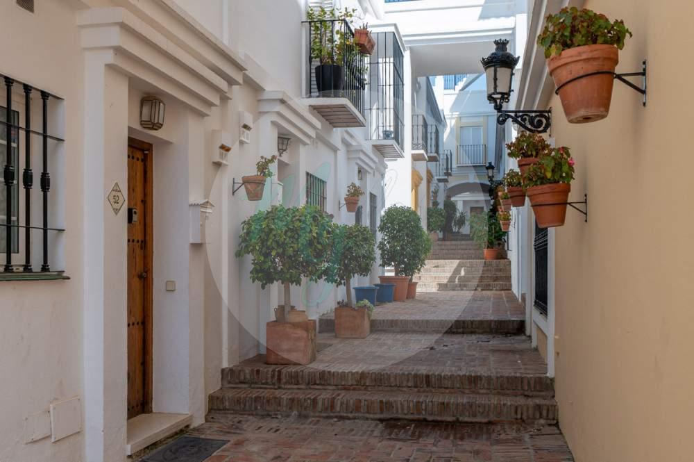 Adosado en Nueva Andalucía