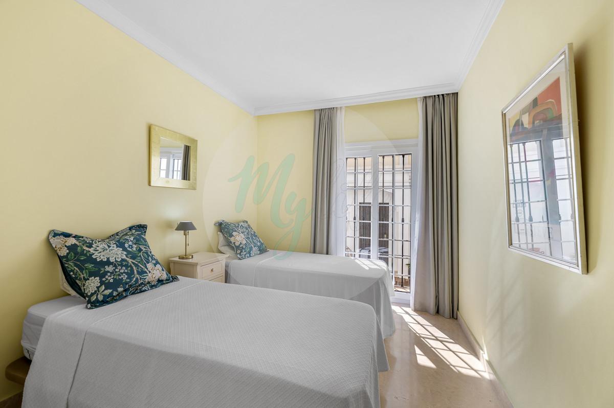 Adosado en Nueva Andalucía