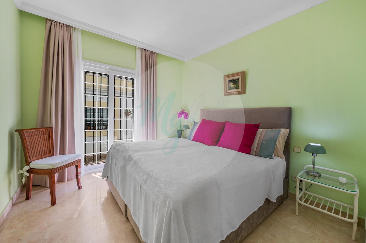 Adosado en Nueva Andalucía