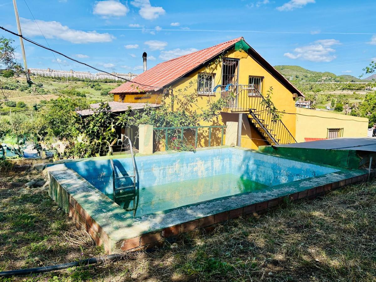 Urban plot in Estepona