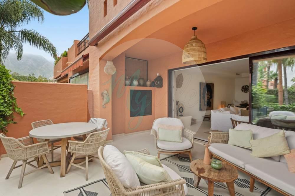 Townhouse in Golden Mile