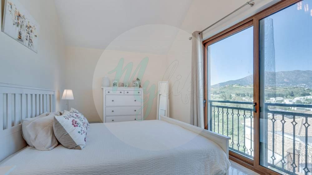 Wholesale & Distribution in La Cala Golf