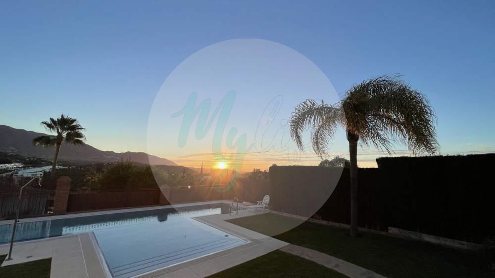 Wholesale & Distribution in La Cala Golf