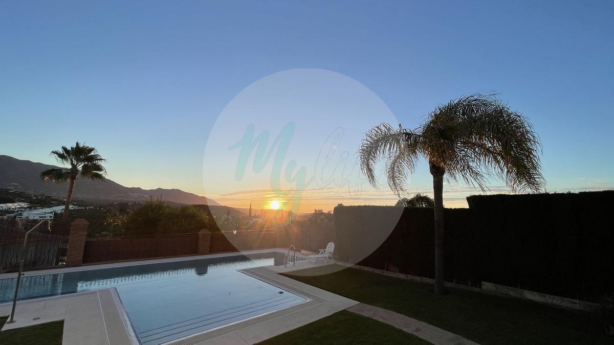 Wholesale & Distribution in La Cala Golf