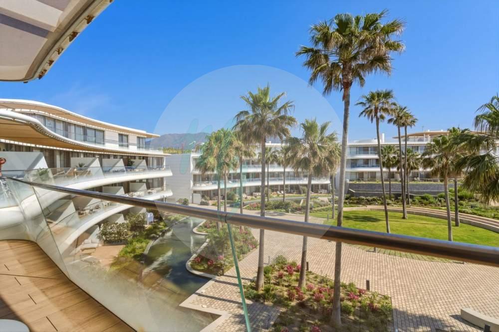 Middle floor in Estepona