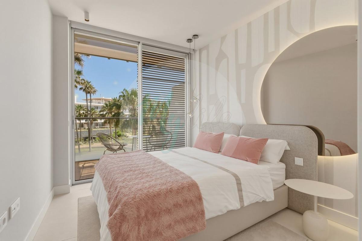Middle floor in Estepona