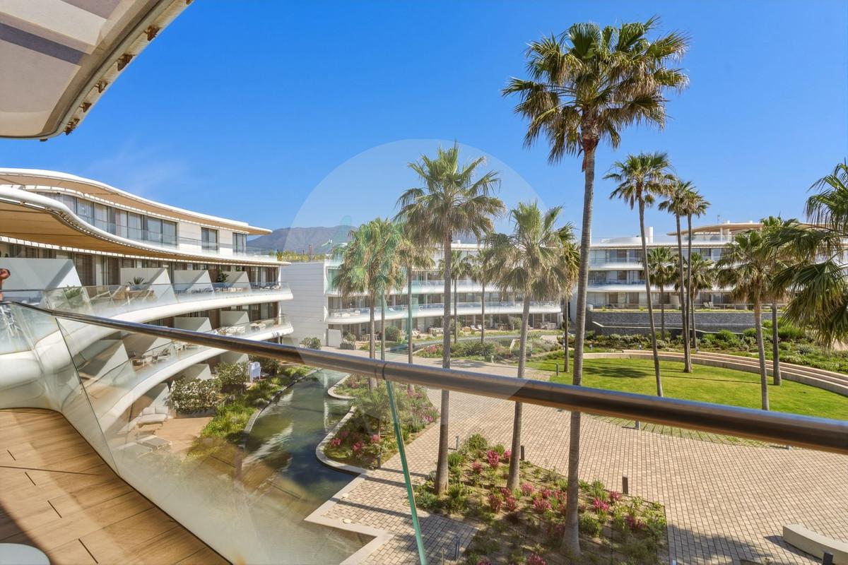 Middle floor in Estepona