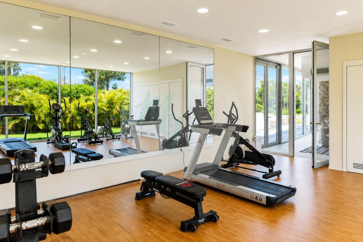 Middle floor in Estepona