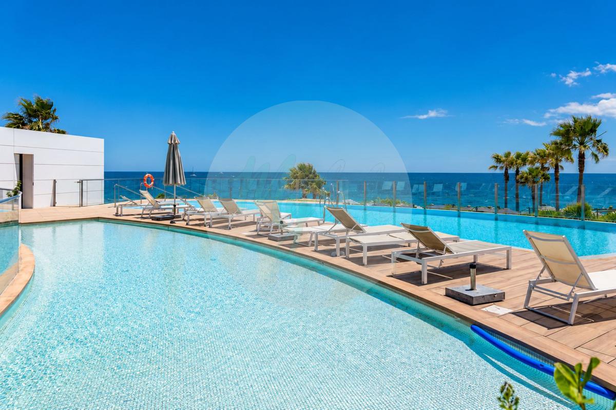 Middle floor in Estepona