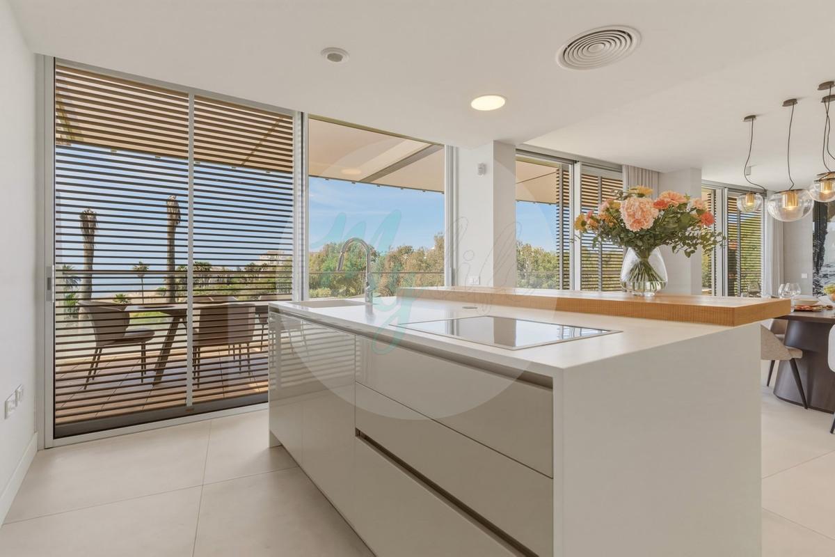 Middle floor in Estepona