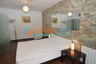 Buy - Excellent semi-new villa in the exclusive area of Mas Nou - Castillo-Playa de Aro - immo365costabrava - Garage 28 - IPDAV55