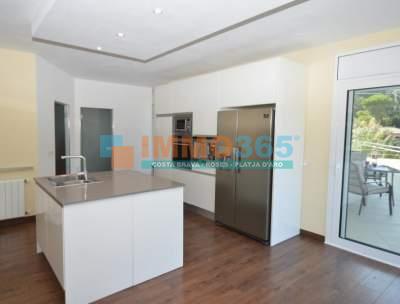Buy - Excellent semi-new villa in the exclusive area of Mas Nou - Castillo-Playa de Aro - immo365costabrava - Living room 39 - IPDAV55
