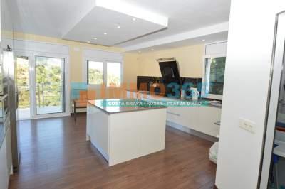Buy - Excellent semi-new villa in the exclusive area of Mas Nou - Castillo-Playa de Aro - immo365costabrava - Living room 4 - IPDAV55