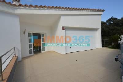 Buy - Excellent semi-new villa in the exclusive area of Mas Nou - Castillo-Playa de Aro - immo365costabrava - Room 5 - IPDAV55