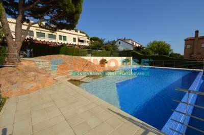 Buy - Townhouse in an exclusive area with pool - San Feliu de Guixols - immo365costabrava - Pool 40 - ISFGV40