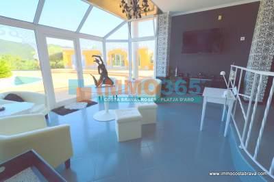 Buy - Luxury exclusive villa with pool and mountain views - Santa Cristina de Aro - immo365costabrava - Dining room 16 - ISCAV55
