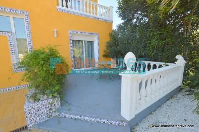 Acheter - Villa de luxe avec vue sur piscine et montagne - Santa Cristina de Aro - immo365costabrava - Façade 28 - ISCAV55