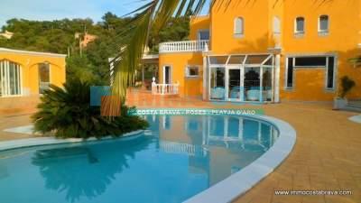 Comprar - Exclusiva villa de lujo con vistas a piscina y montañas - Santa Cristina de Aro - immo365costabrava - Dormitorio 29 - ISCAV55