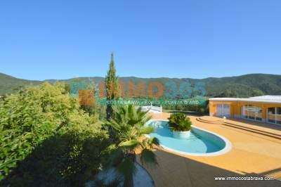 Comprar - Exclusiva villa de lujo con vistas a piscina y montañas - Santa Cristina de Aro - immo365costabrava - Vistas 33 - ISCAV55