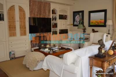 Buy - Beautiful house with pool and garden - Castillo-Playa de Aro - immo365costabrava - Hall 39 - ICDAV01